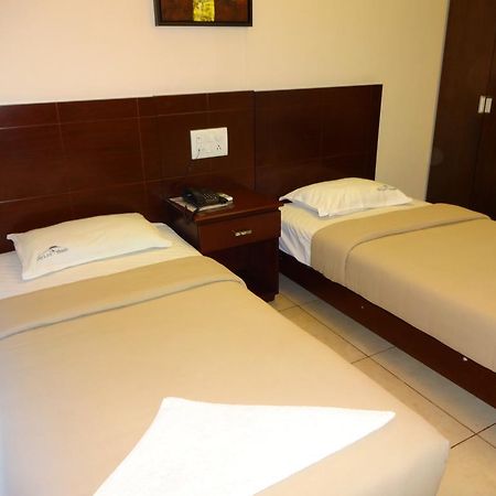 Hotel Sky Lite Coimbatore Exterior foto