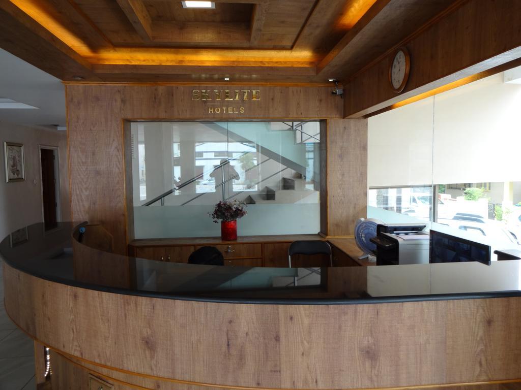 Hotel Sky Lite Coimbatore Exterior foto